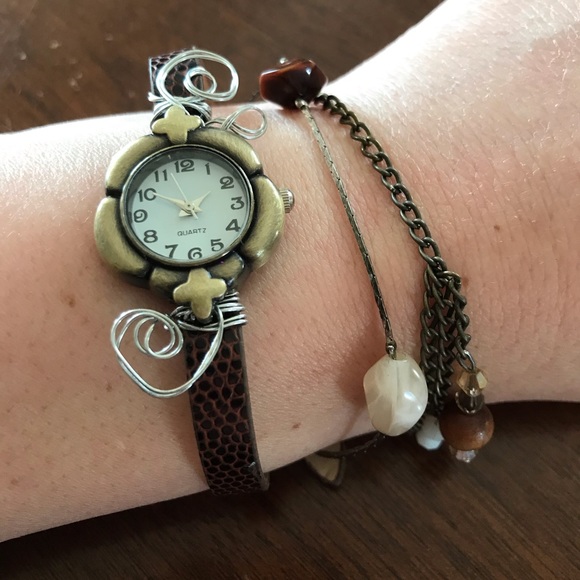 Jewelry watch new never wear - Picture 5 of 8